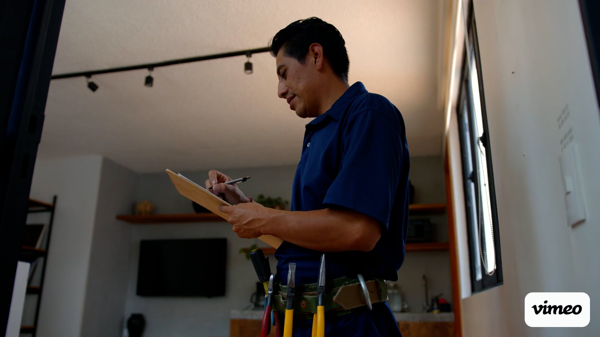 Electricowork, LLC logo