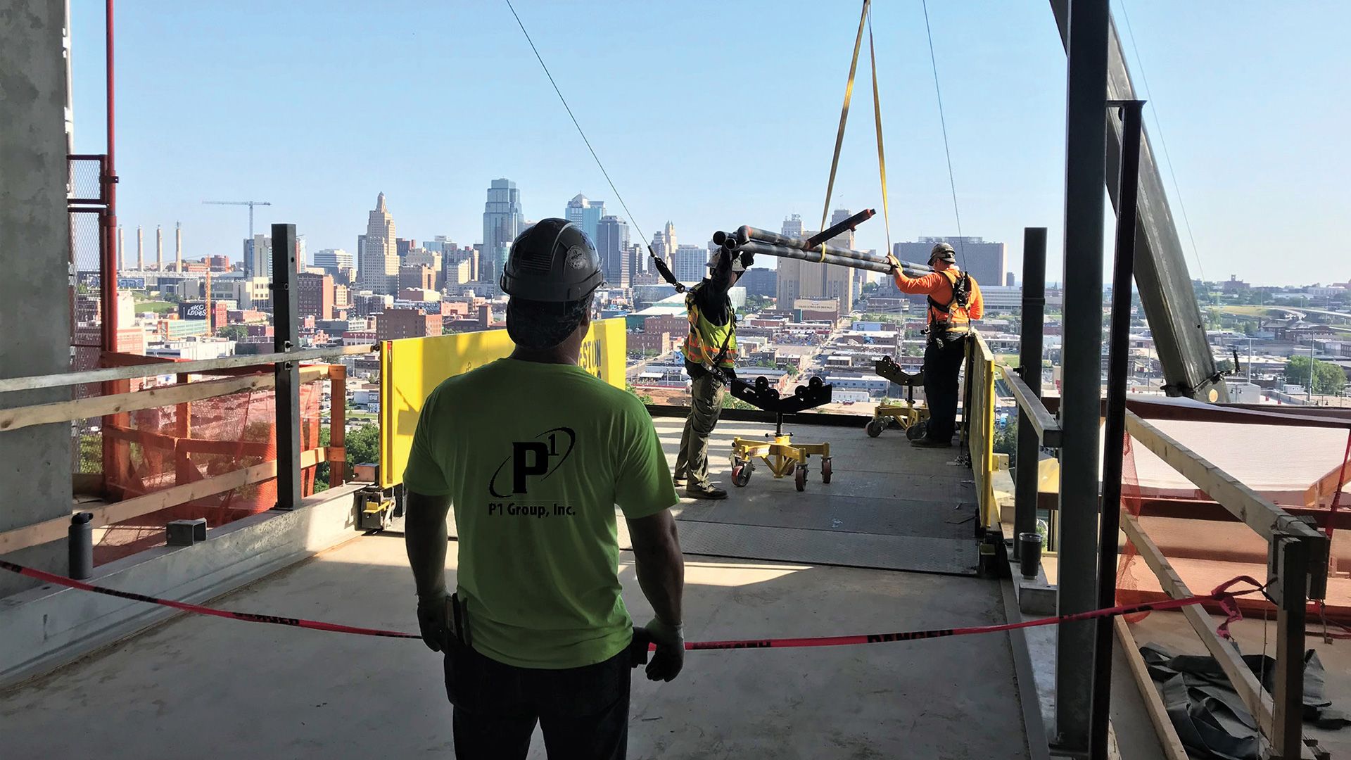 P1 Construction logo