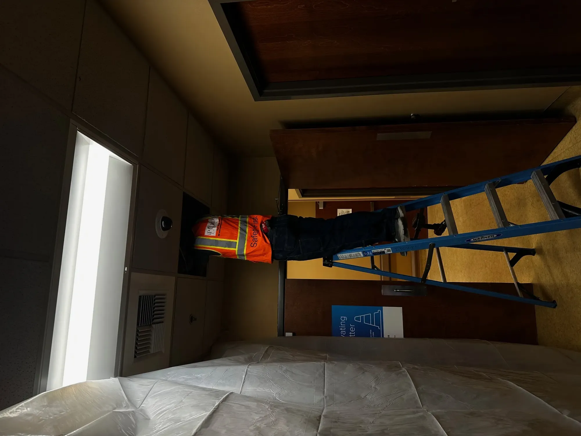 iPOWER ELECTRIC LLC logo